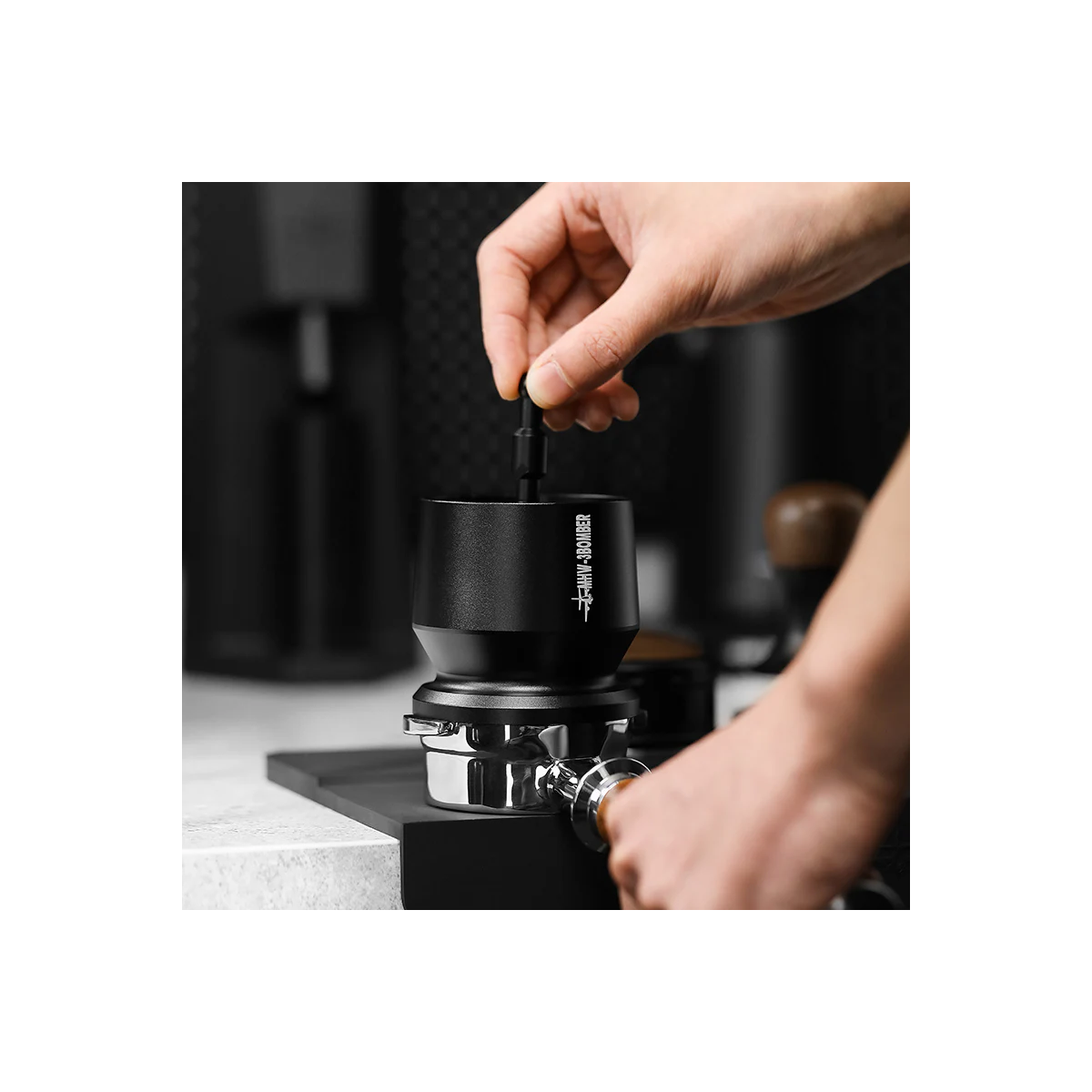 Shaker Dosing Funnel