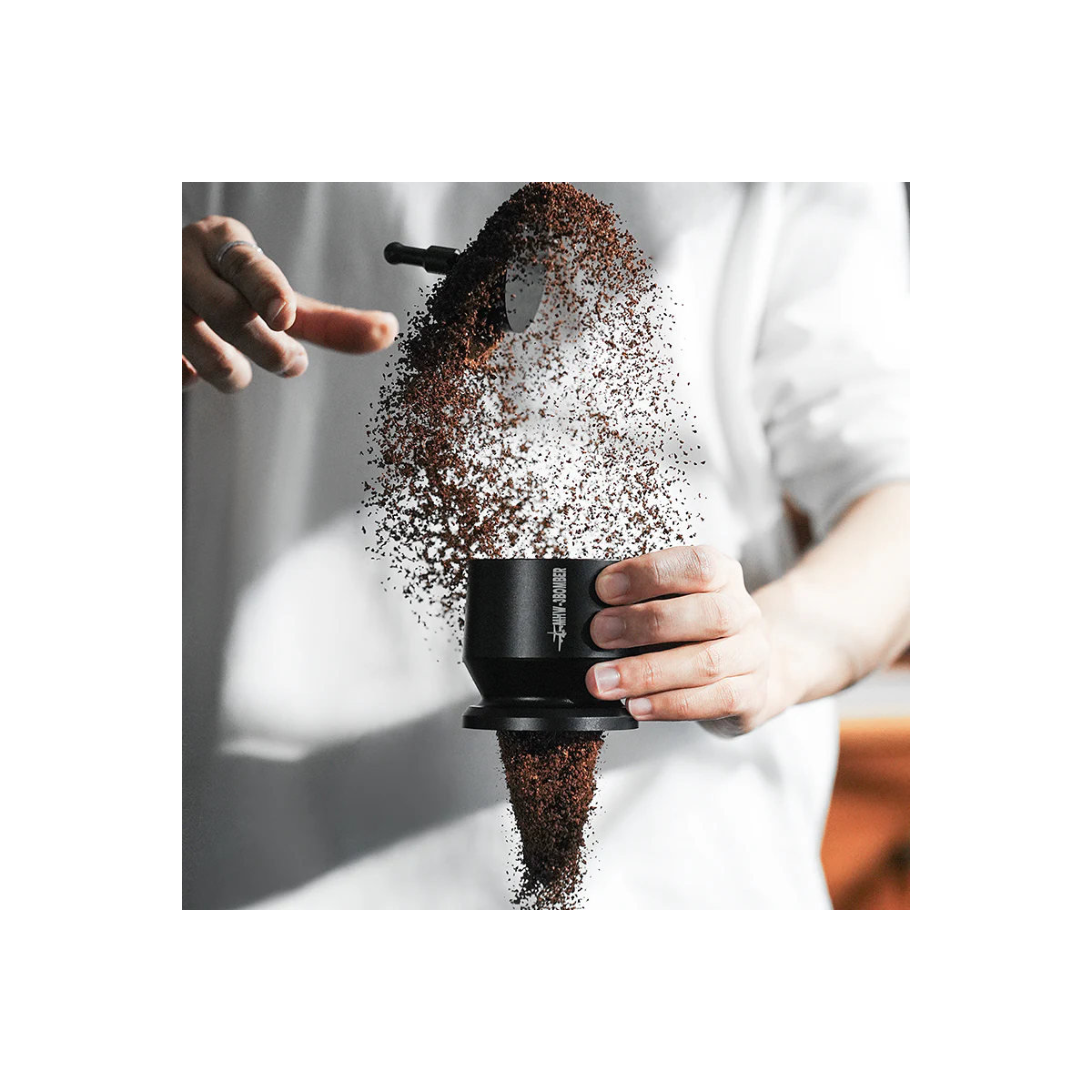 Shaker Dosing Funnel